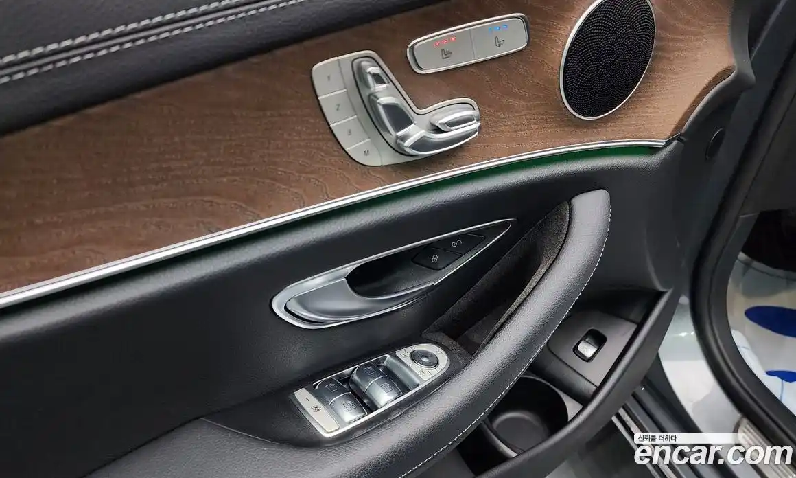 Mercedes-Benz E-Class 2022 2.0 гидро в Москве, фото 13
