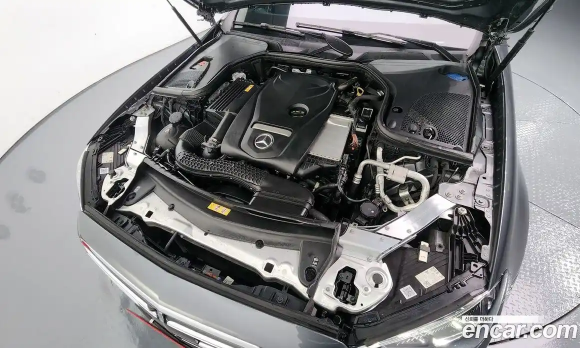 Mercedes-Benz E-Class 2022 2.0 гидро в Москве, фото 6