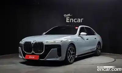 BMW 7-Series, 2023