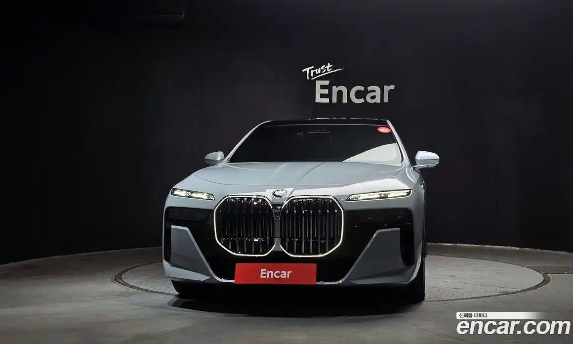 BMW 7-Series 2023 3.0 гидро в Москве № 156910, фото 3