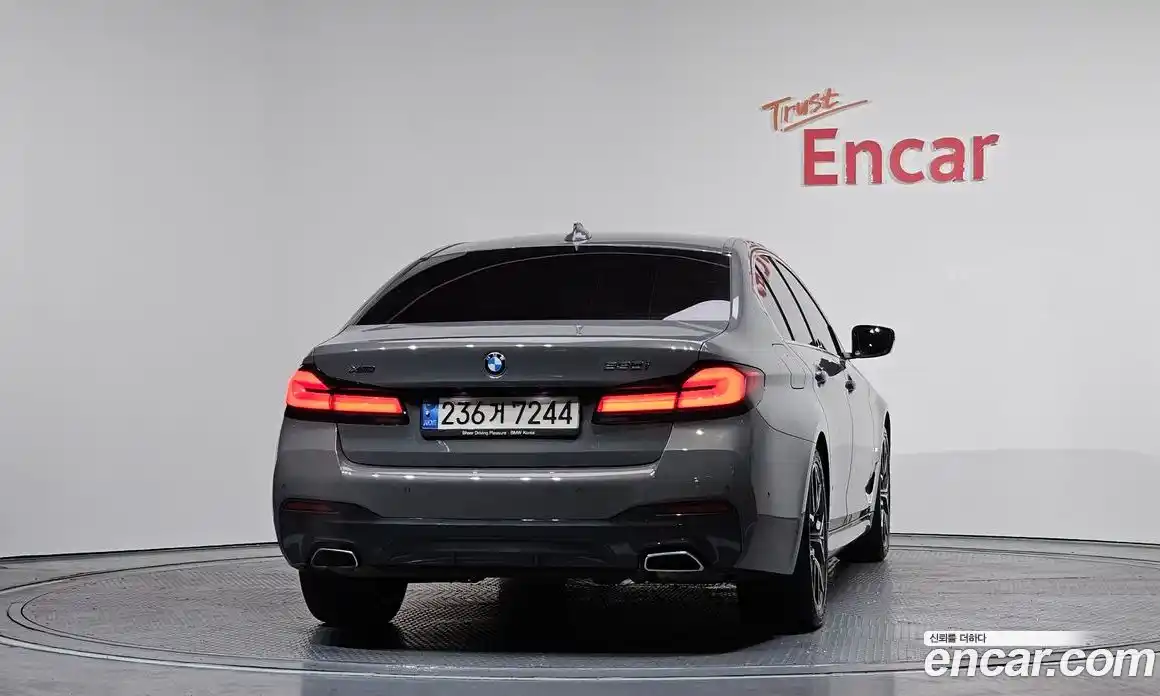 BMW 5-Series 2022 2.0 гидро, фото 3