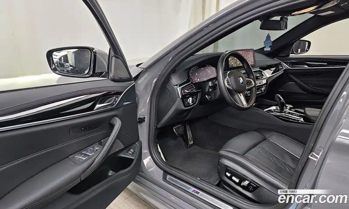 BMW 5-Series 2022 2.0 гидро, фото 9