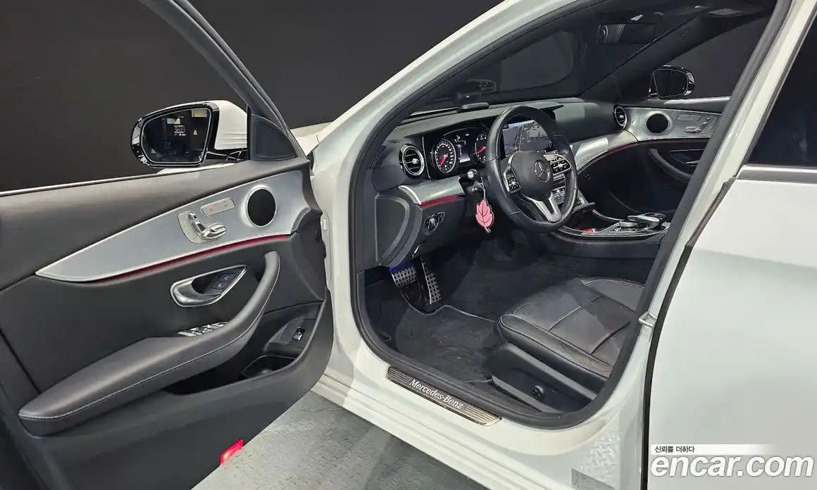Mercedes-Benz E-Class 2020 2.0 гидро в Москве, фото 11