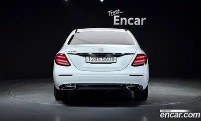 Mercedes-Benz E-Class 2020 2.0 гидро в Москве, миниатюра 4