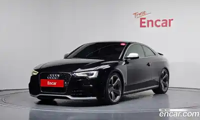 Audi RS5, 2013