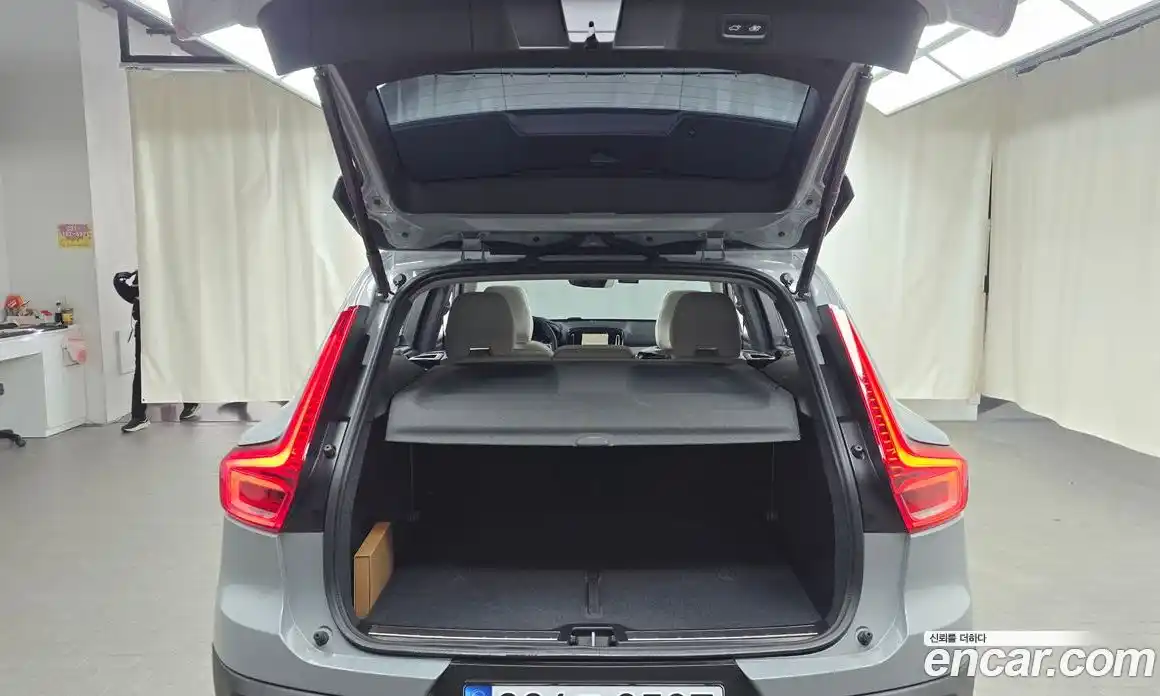 Volvo XC40 2024 2.0 гидро в Москве № 164250, фото 20