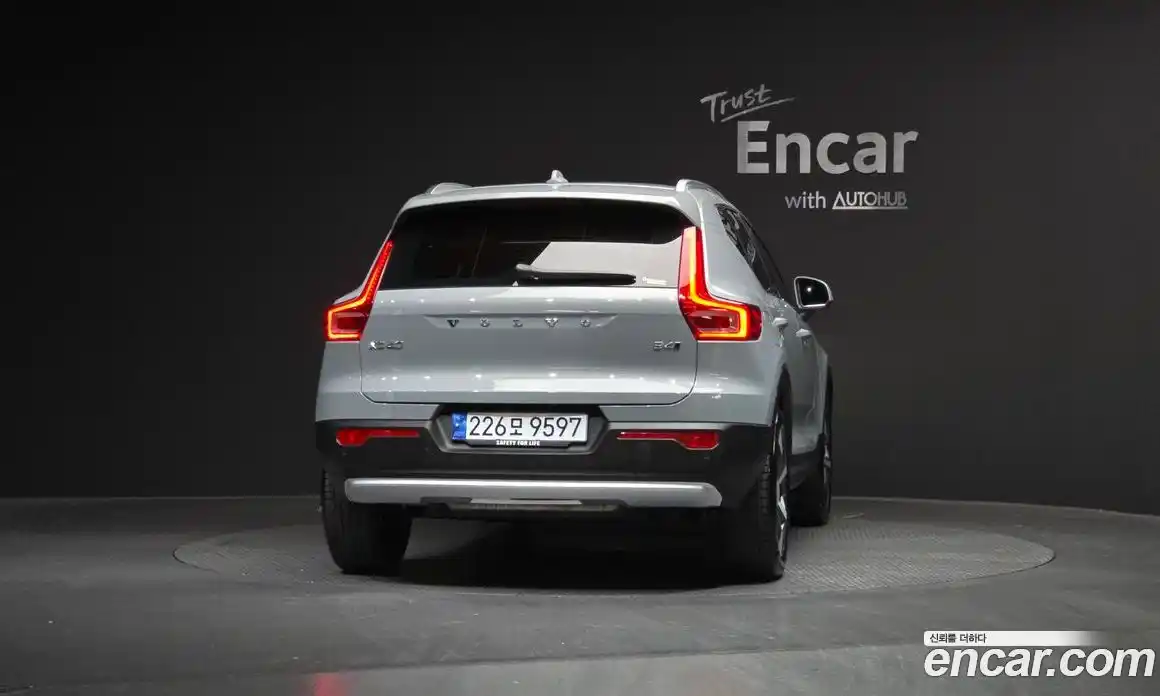 Volvo XC40 2024 2.0 гидро в Москве № 164250, фото 4