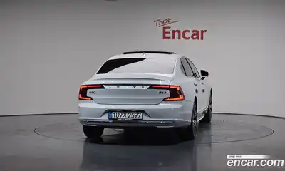 Volvo S90 2022 2.0 гидро в Москве № 164392, миниатюра 4