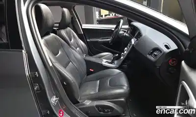 Volvo V60 2017 2.0 гидро в Москве № 164649, миниатюра 11