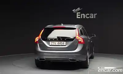 Volvo V60 2017 2.0 гидро в Москве № 164649, миниатюра 4