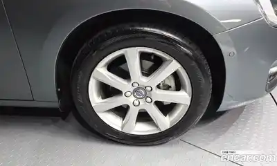 Volvo V60 2017 2.0 гидро в Москве № 164649, миниатюра 5