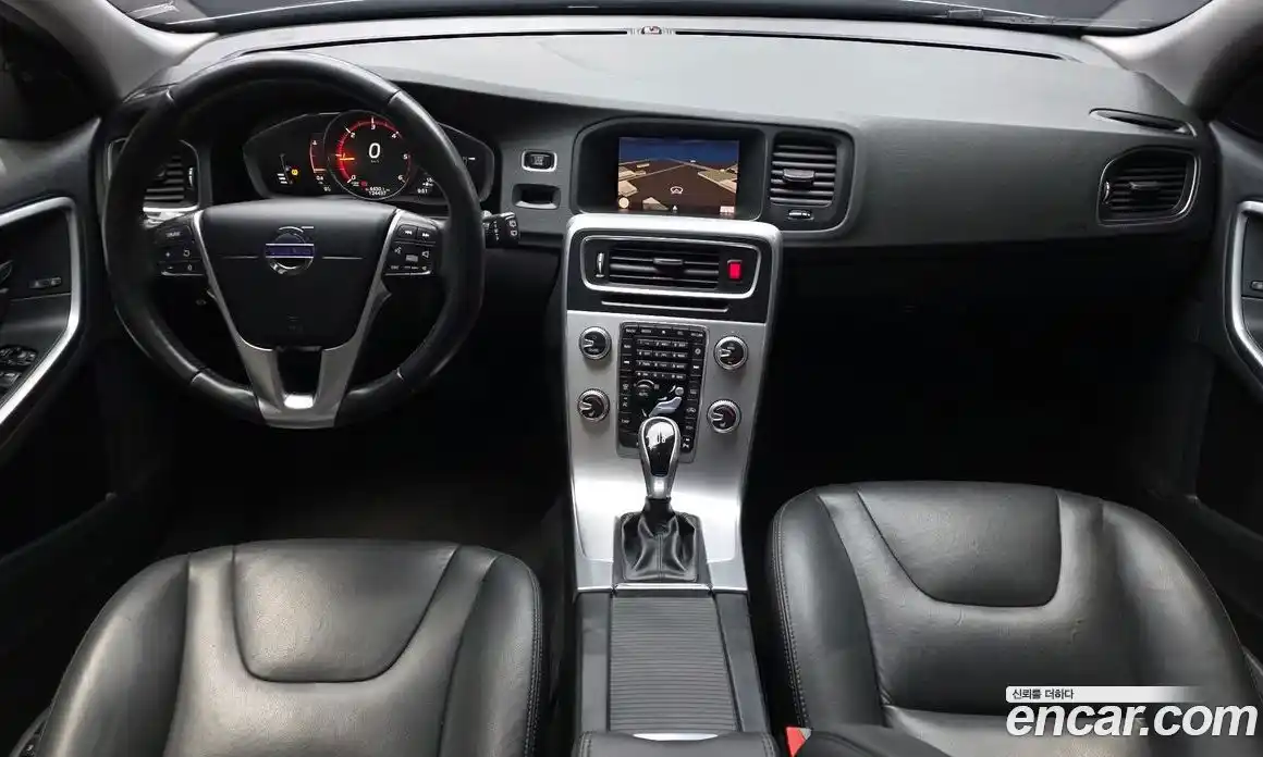 Volvo V60 2017 2.0 гидро в Москве № 164649, фото 7