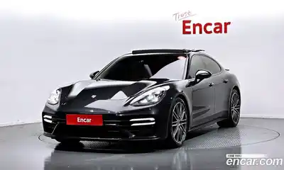 Porsche Panamera, 2021