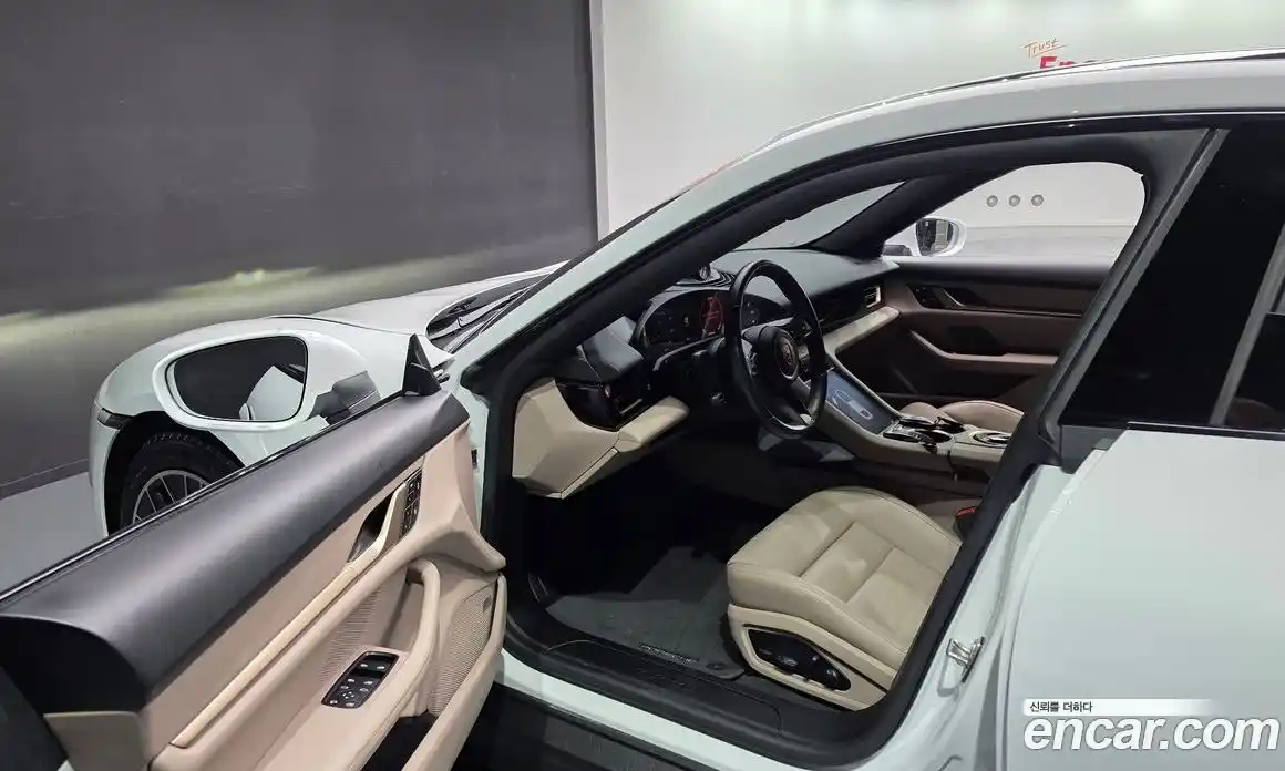 Porsche Taycan 2022 0.1 гидро в Москве № 165402, фото 11