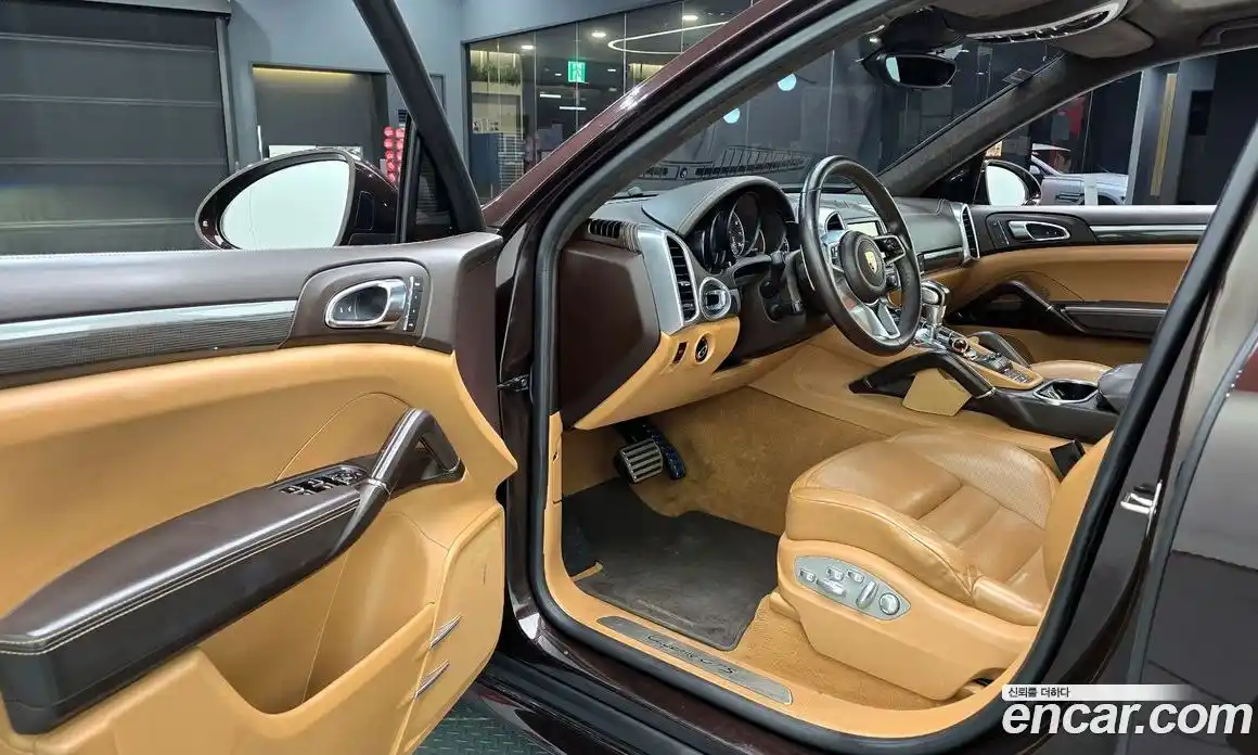 Porsche Cayenne 2015 3.6 гидро в Москве № 165688, фото 11