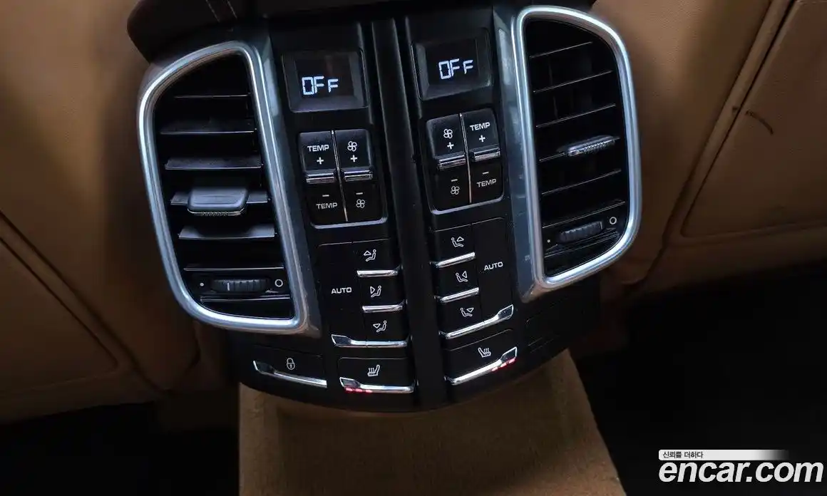 Porsche Cayenne 2015 3.6 гидро в Москве № 165688, фото 17