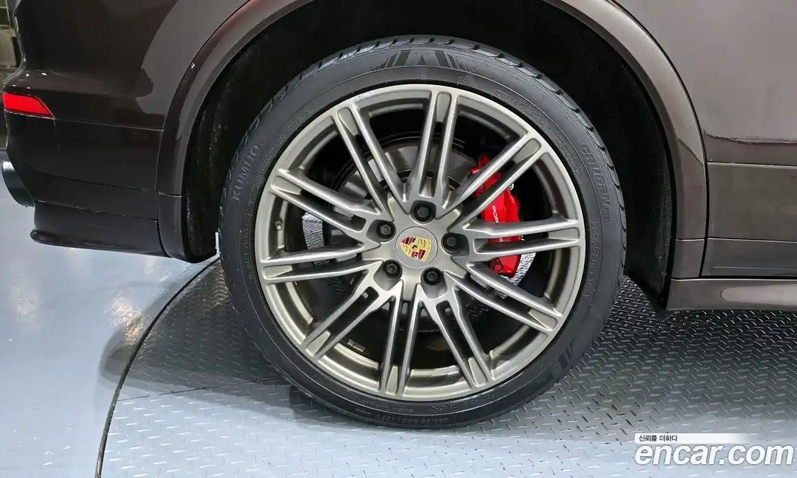 Porsche Cayenne 2015 3.6 гидро в Москве № 165688, фото 5