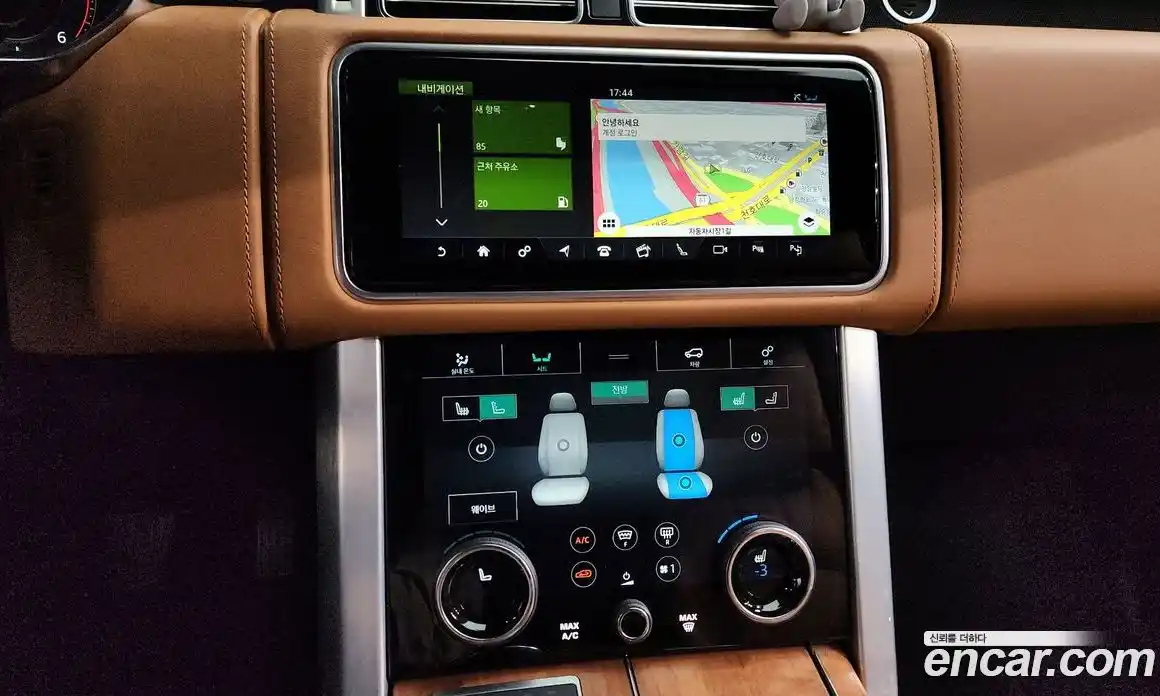 Land Rover Range-Rover 2019 4.4 гидро в Москве № 166282, фото 14