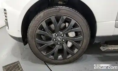 Land Rover Range-Rover 2019 4.4 гидро в Москве № 166282, миниатюра 5