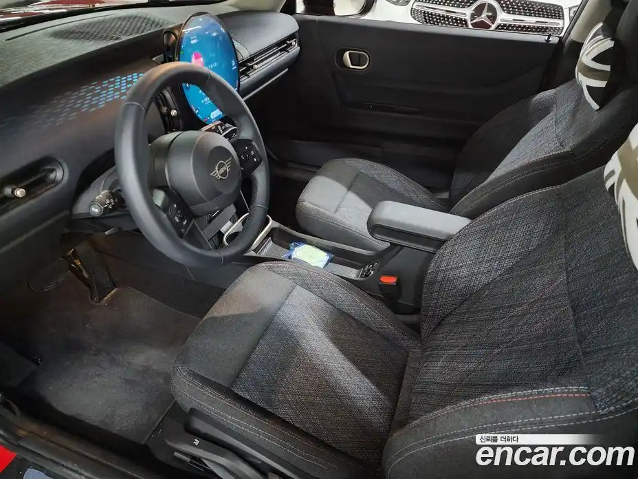 Mini Cooper 2024 2.0 гидро в Москве № 167380, фото 9