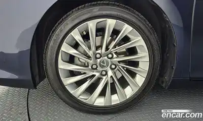 Lexus ES 2020 2.5 гидро в Москве № 168115, миниатюра 5