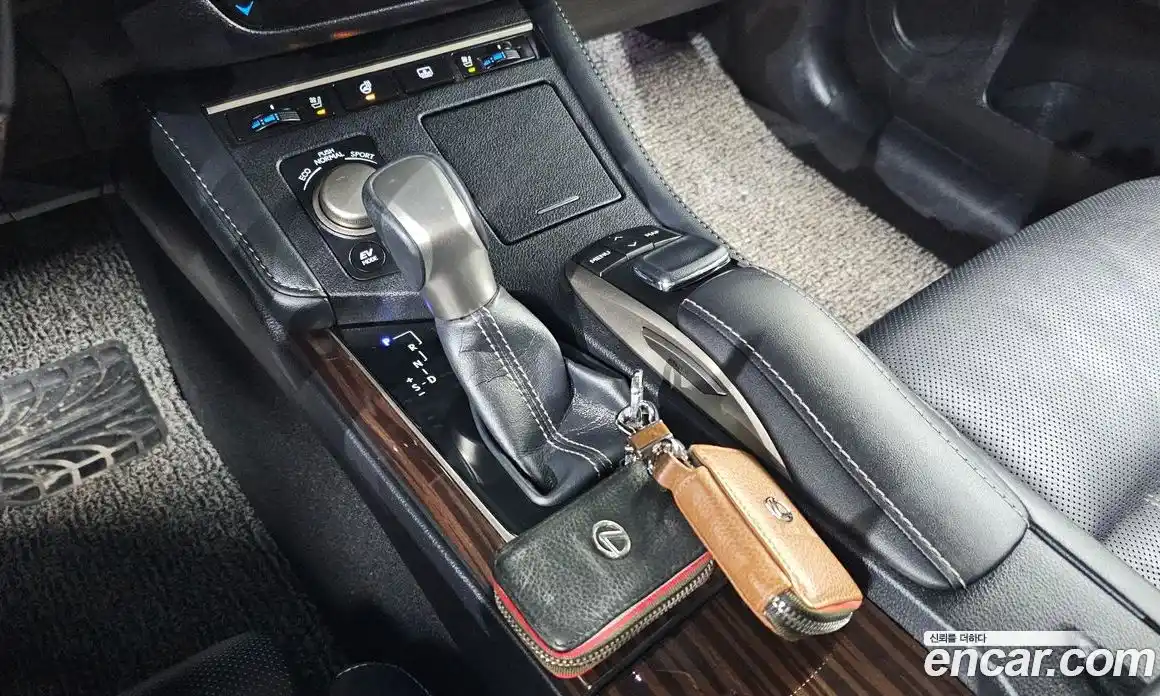 Lexus ES 2016 2.5 гидро в Москве № 168139, фото 9