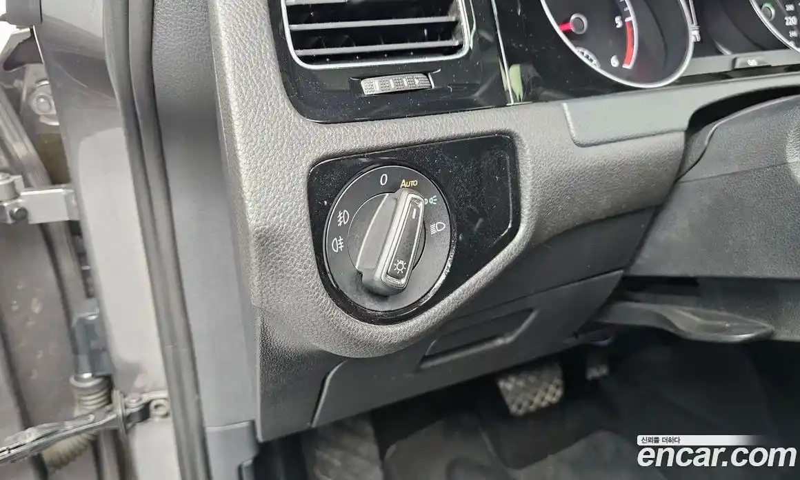 Volkswagen Golf 2014 2.0 гидро в Москве № 168945, фото 15
