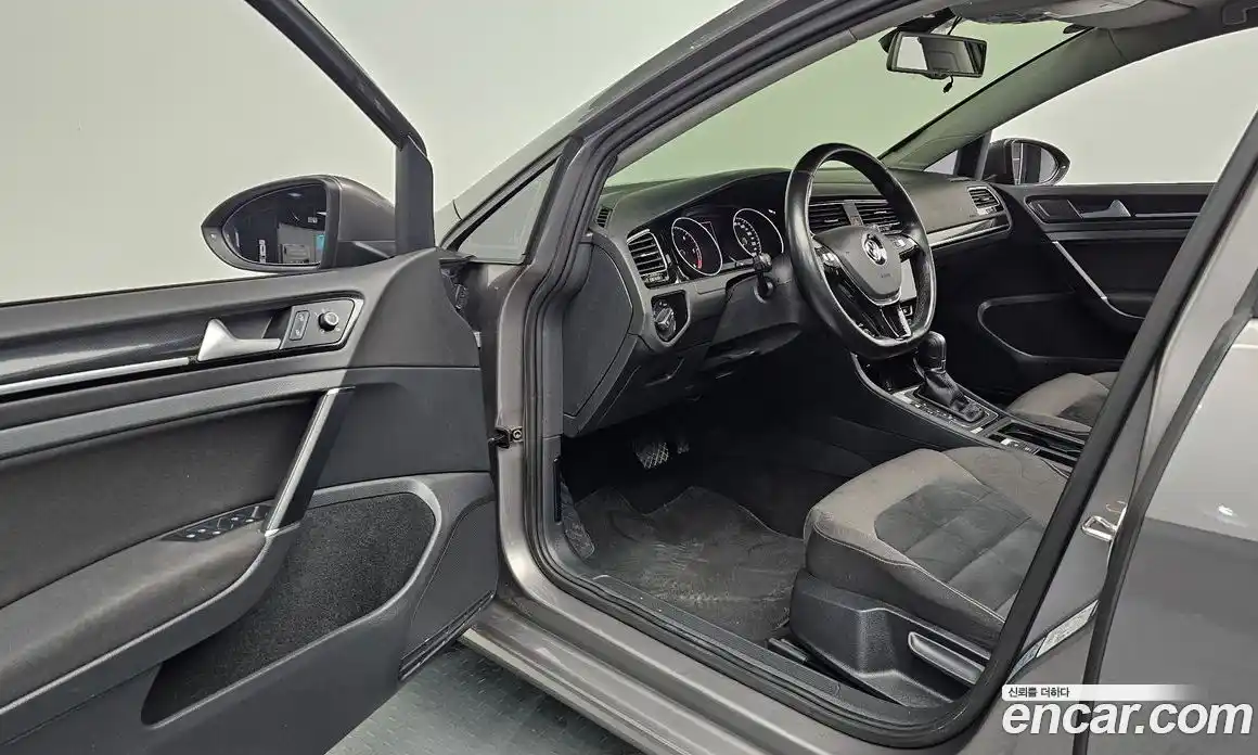 Volkswagen Golf 2014 2.0 гидро в Москве № 168945, фото 10