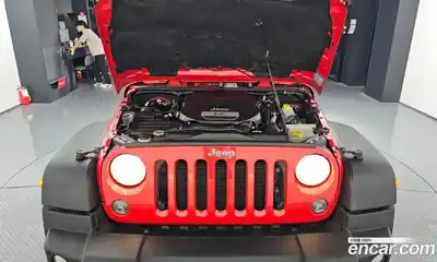 Jeep Wrangler 2017 3.6 гидро в Москве № 169557, миниатюра 6