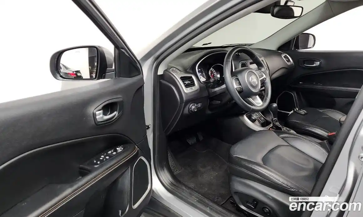 Jeep Compass 2018 2.4 гидро в Москве № 169588, фото 10
