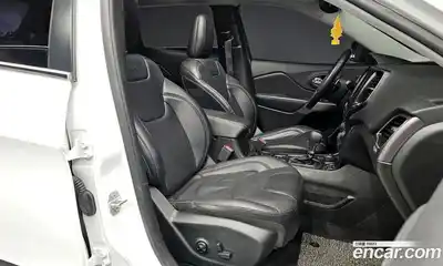Jeep Cherokee 2019 2.4 гидро в Москве № 169774, миниатюра 10