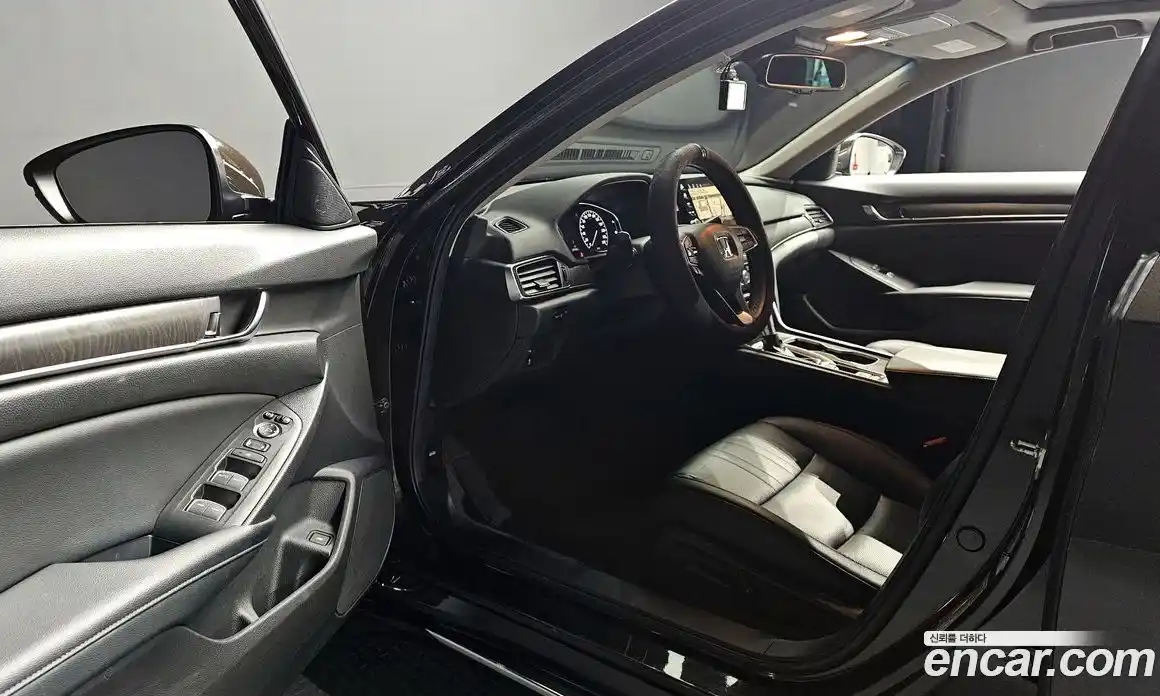 Honda Accord 2018 1.5 гидро в Москве № 170534, фото 12