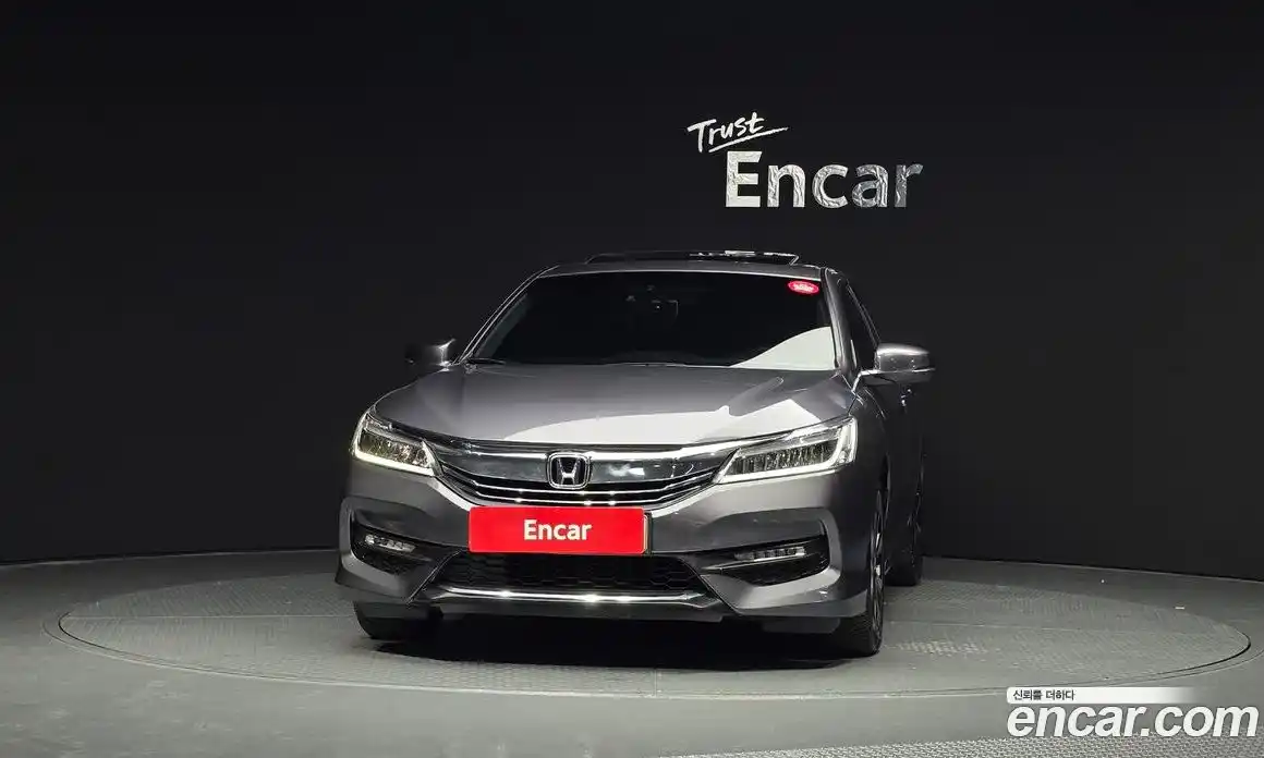 Honda Accord 2016 2.4 гидро в Москве № 170582, фото 3
