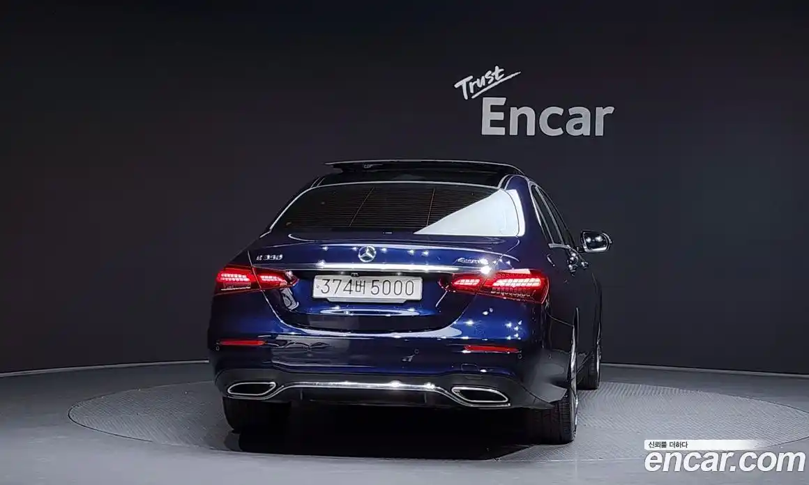 Mercedes-Benz E-Class 2020 2.0 гидро, фото 4