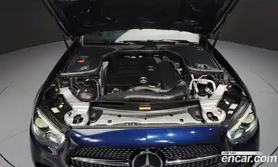 Mercedes-Benz E-Class 2020 2.0 гидро, миниатюра 6
