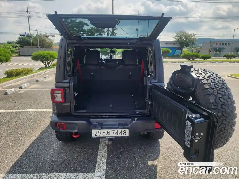 Jeep Wrangler 2020 2.0 гидро в Москве № 188355, фото 9