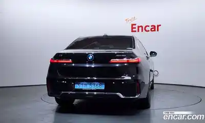 BMW i7 2023 0.3 гидро в Москве № 189350, миниатюра 4