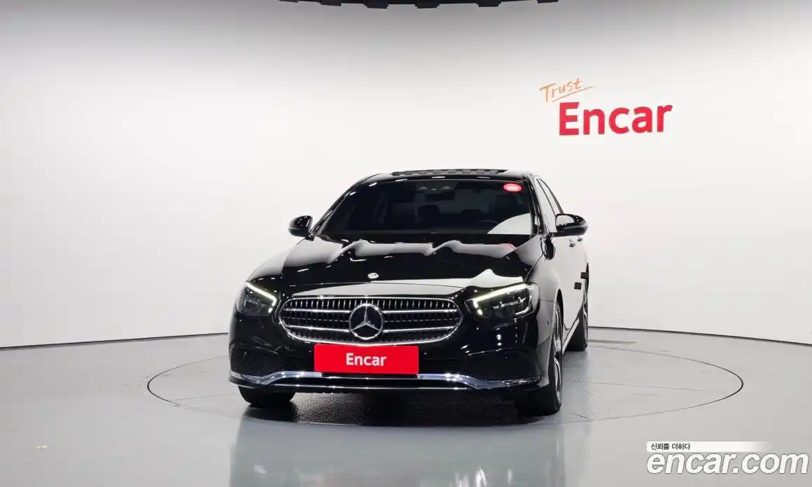 Mercedes-Benz E-Class 2021 2.0 гидро, фото 3