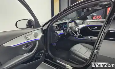 Mercedes-Benz E-Class 2021 2.0 гидро, миниатюра 10