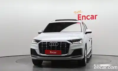 Audi Q7 2021 3.0 гидро в Москве № 196559, миниатюра 3