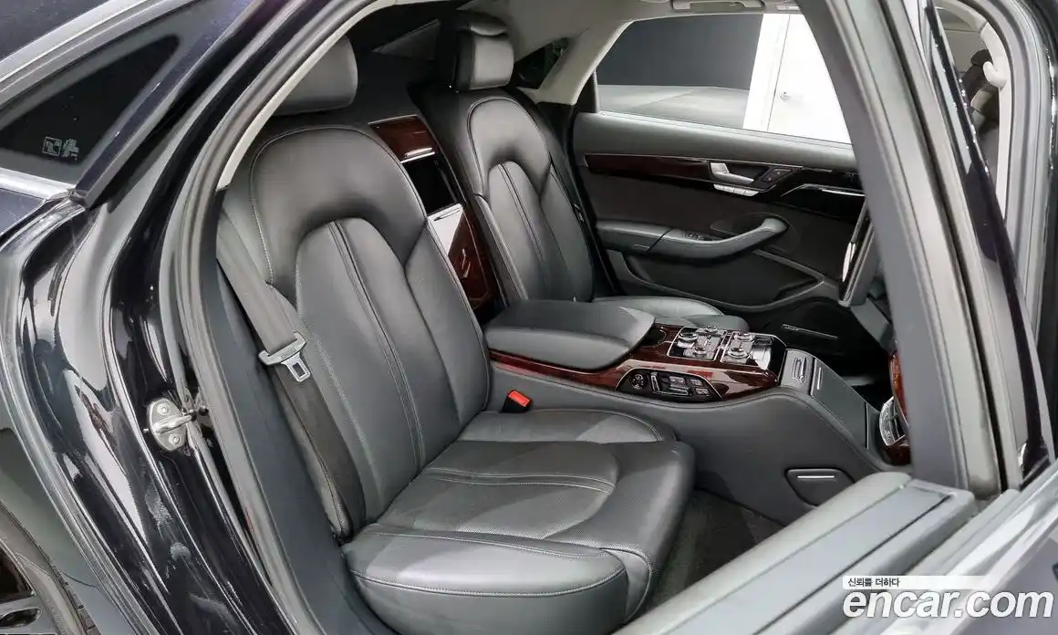 Audi A8 2012 4.2 гидро в Москве № 196708, фото 12