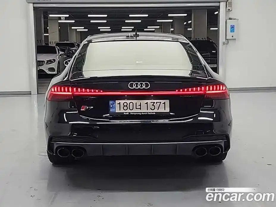 Audi S7 2020 3.0 гидро в Москве № 196862, фото 3