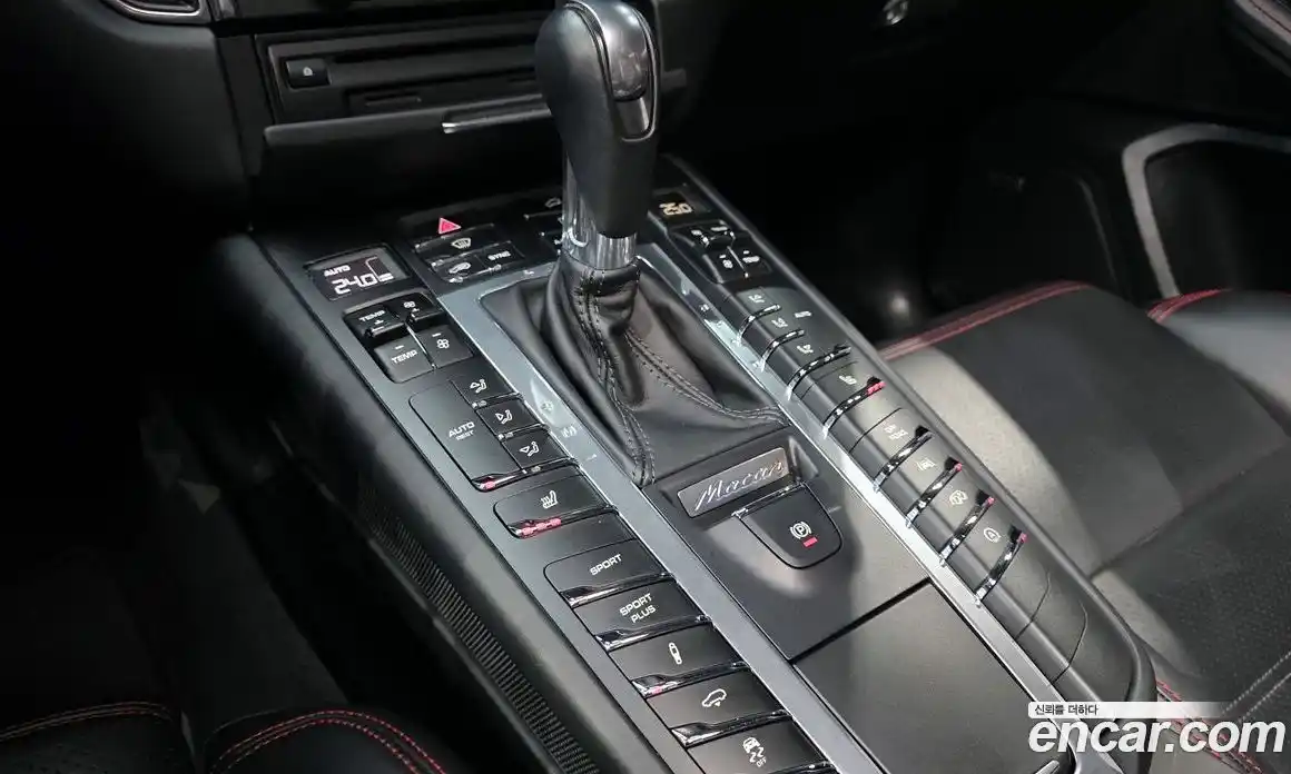 Porsche Macan 2017 3.0 гидро в Москве № 197447, фото 9