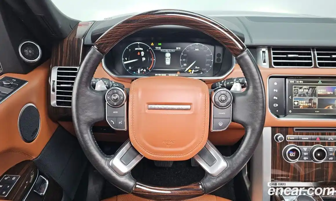 Land Rover Range-Rover 2015 4.4 гидро в Москве № 198297, фото 14