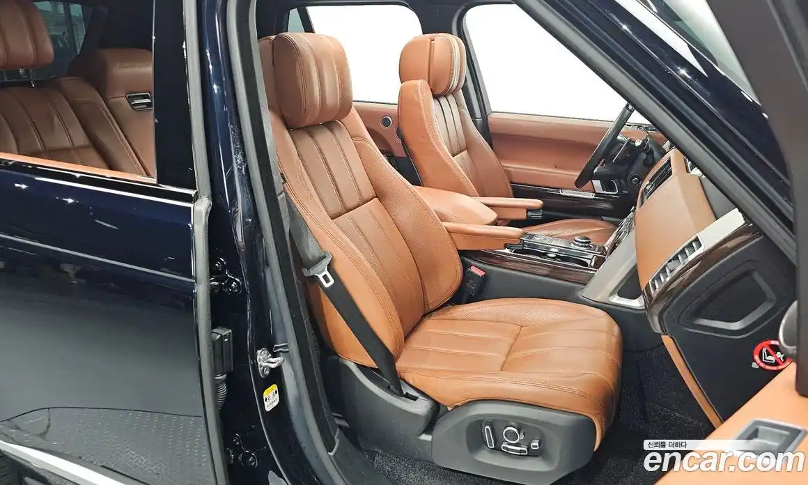 Land Rover Range-Rover 2015 4.4 гидро в Москве № 198297, фото 10