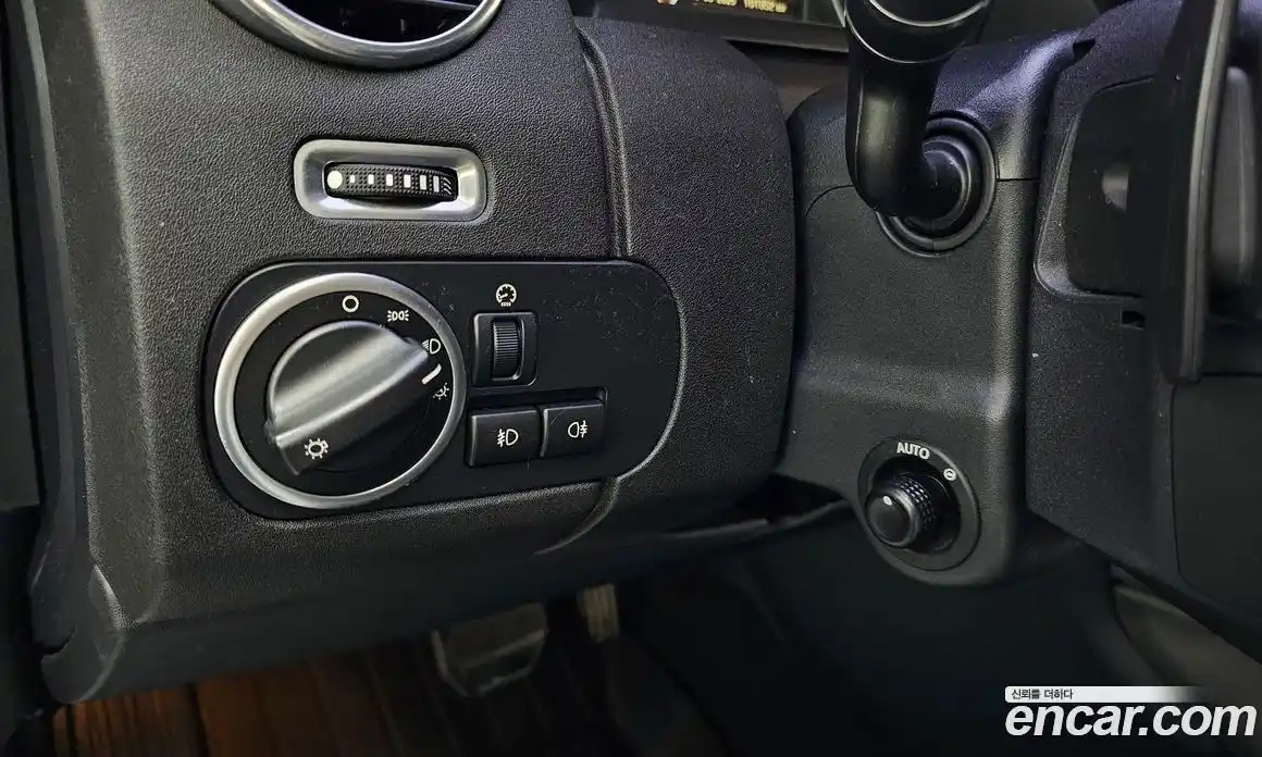 Land Rover Discovery 2015 3.0 гидро в Москве № 198308, фото 17
