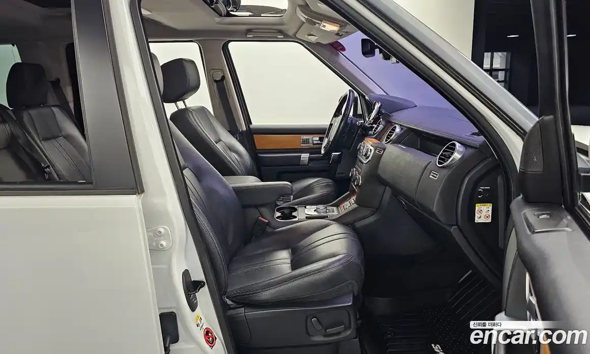 Land Rover Discovery 2015 3.0 гидро в Москве № 198308, фото 10