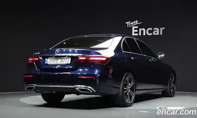 Mercedes-Benz E-Class 2021 2.0 гидро, миниатюра 2