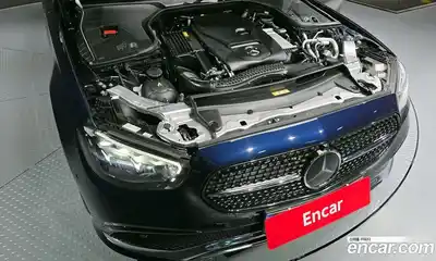 Mercedes-Benz E-Class 2021 2.0 гидро, миниатюра 6