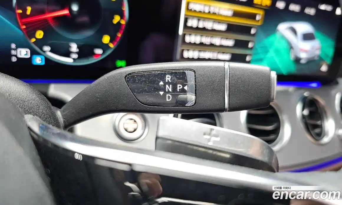 Mercedes-Benz E-Class 2021 2.0 гидро, фото 9